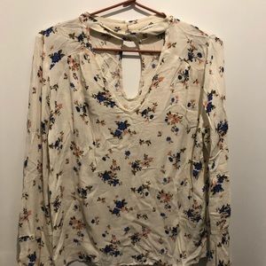 American Eagle flower blouse
